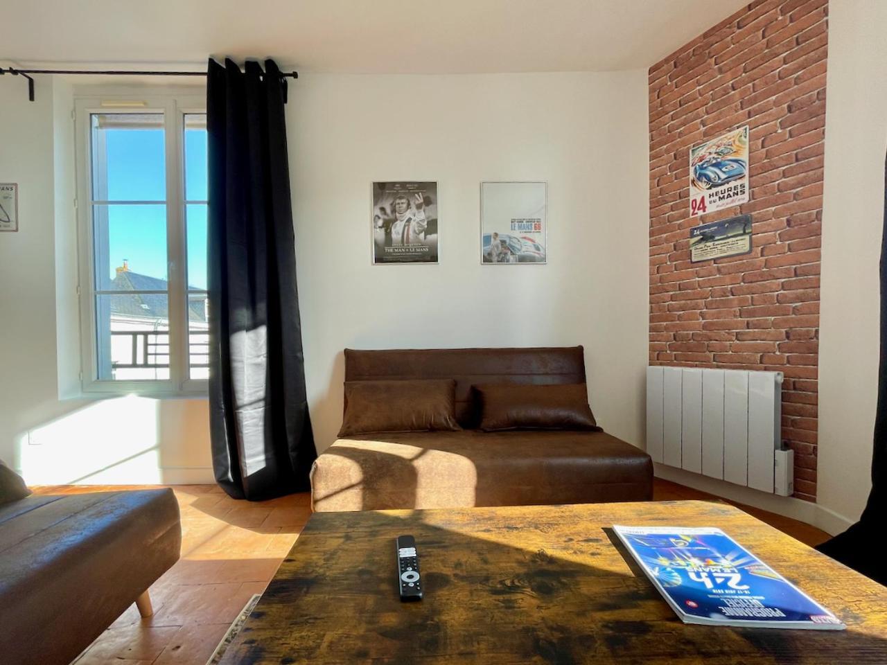 Legendes De La Piste - Sonights Apartamento Château-du-Loir Exterior foto